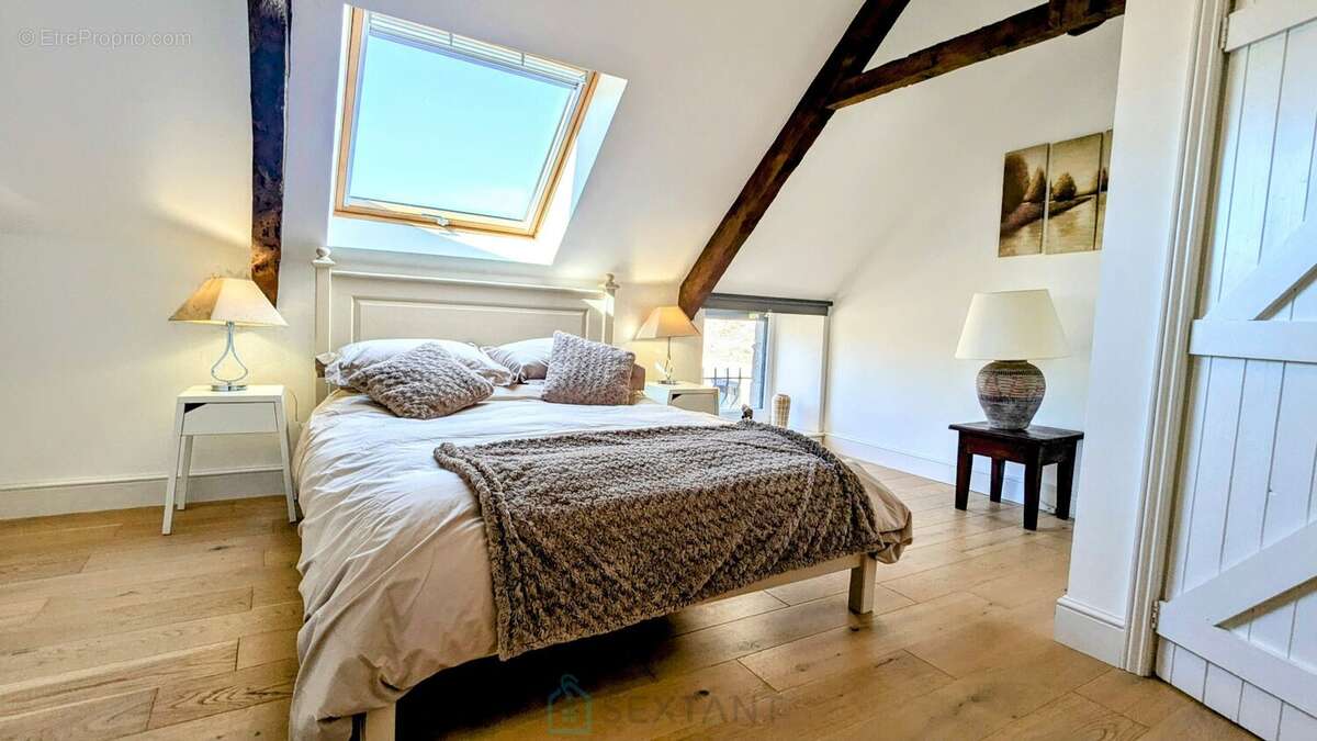 Maison à NOYAL-PONTIVY