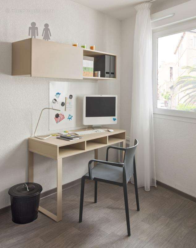 Appartement à MARSEILLE-5E