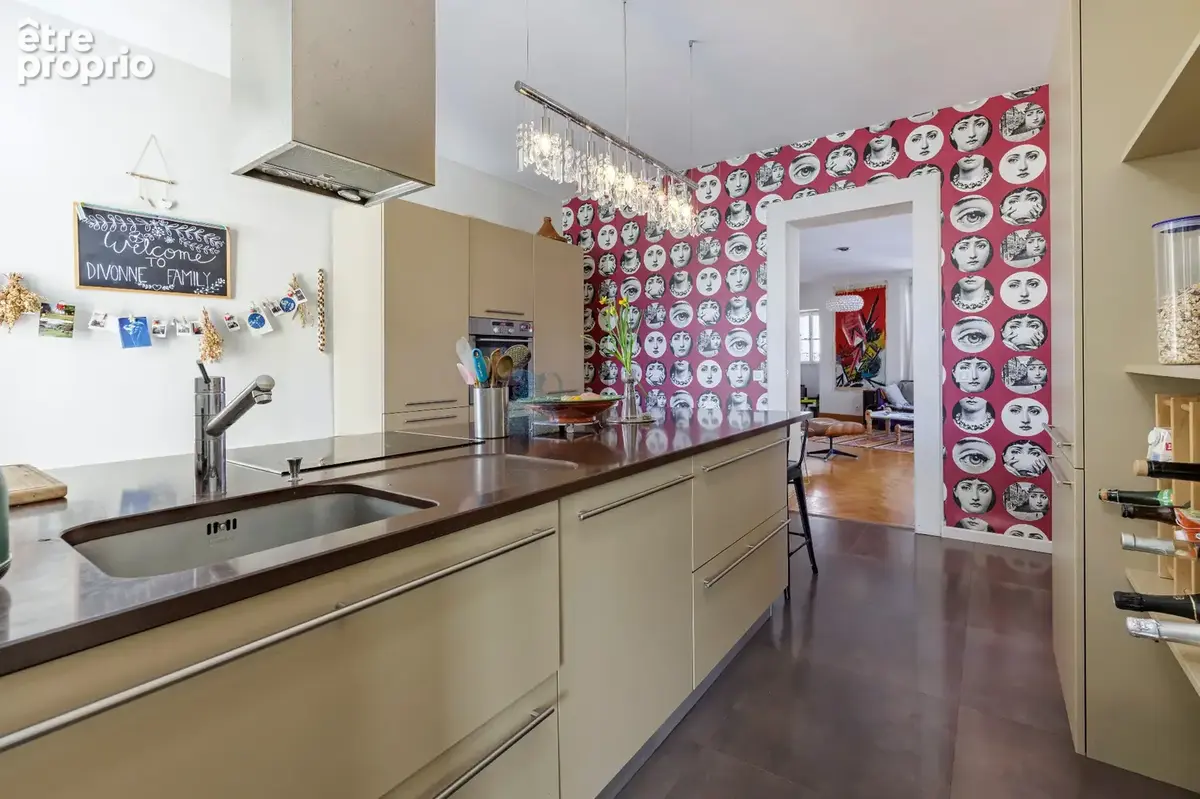 Maison à vendre 7 pièces DIVONNE LES BAINS (01) - photo 10