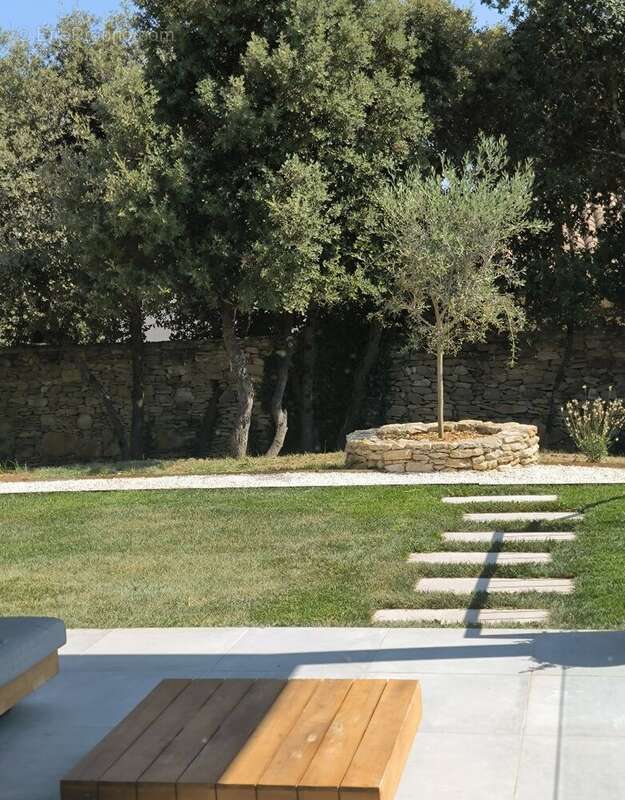 Maison à UZES