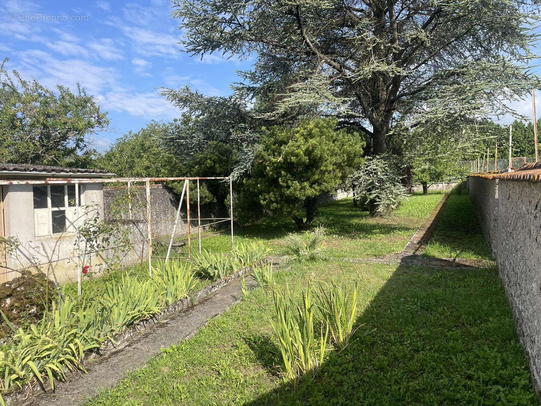 Maison à TANTONVILLE