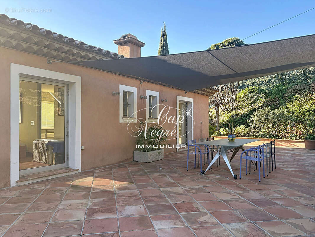 Maison à RAYOL-CANADEL-SUR-MER