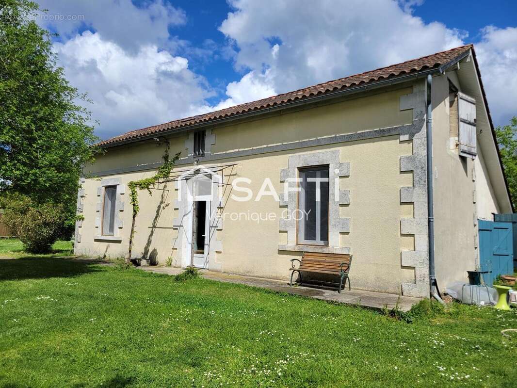 Photo 2 - Maison à SAINT-AIGULIN