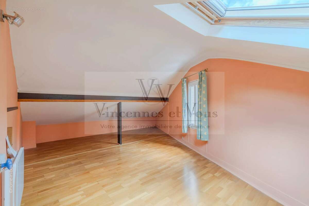 Maison à VINCENNES