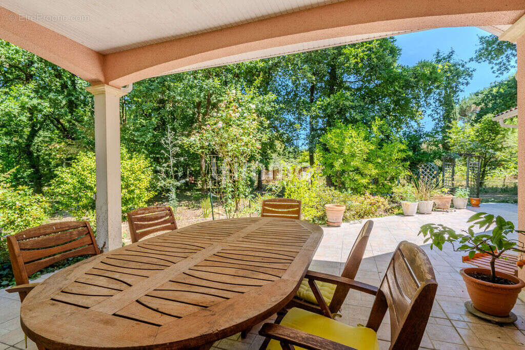 Maison de 134 m² sur une parcelle de 1,7 hectares - photo 8
