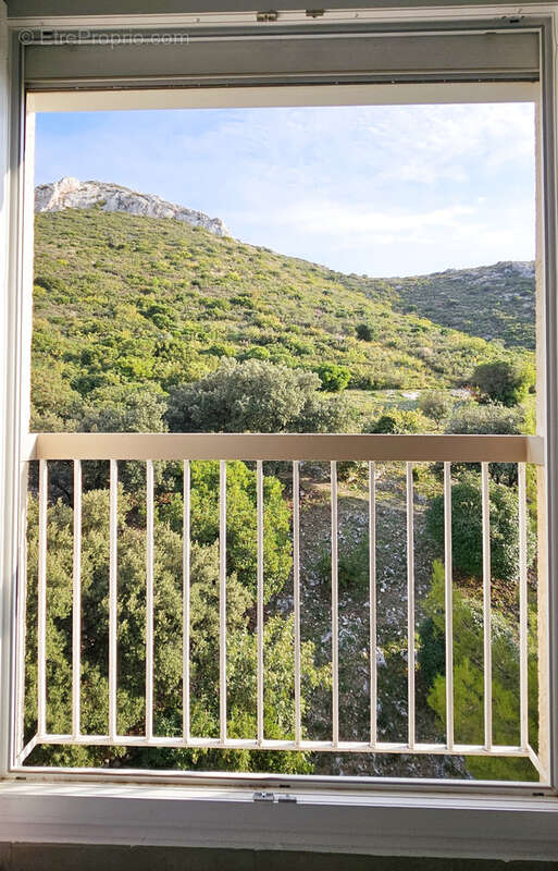 Appartement à MARSEILLE-11E