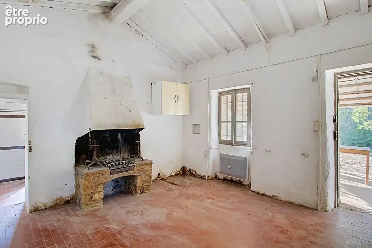 À VENDRE EN EXCLUSIVITÉ - TRANS-EN-PROVENCE - CABANON sur un terrain en zone naturelle de 1,7 hectares - photo 5