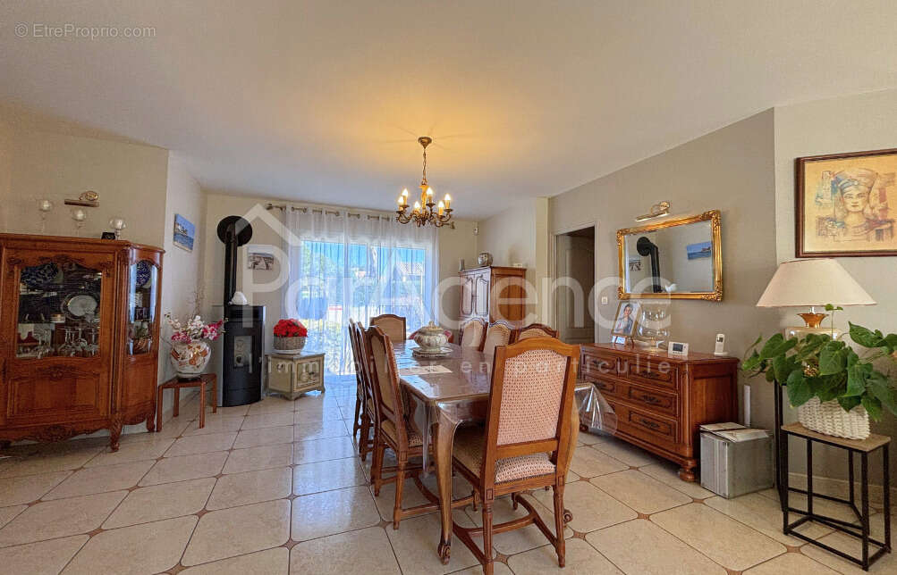 Maison à SAINT-PALAIS-SUR-MER