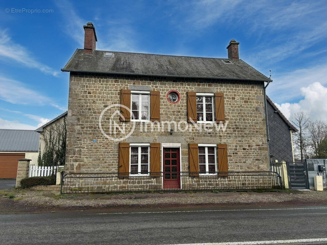 Maison à LE NEUFBOURG