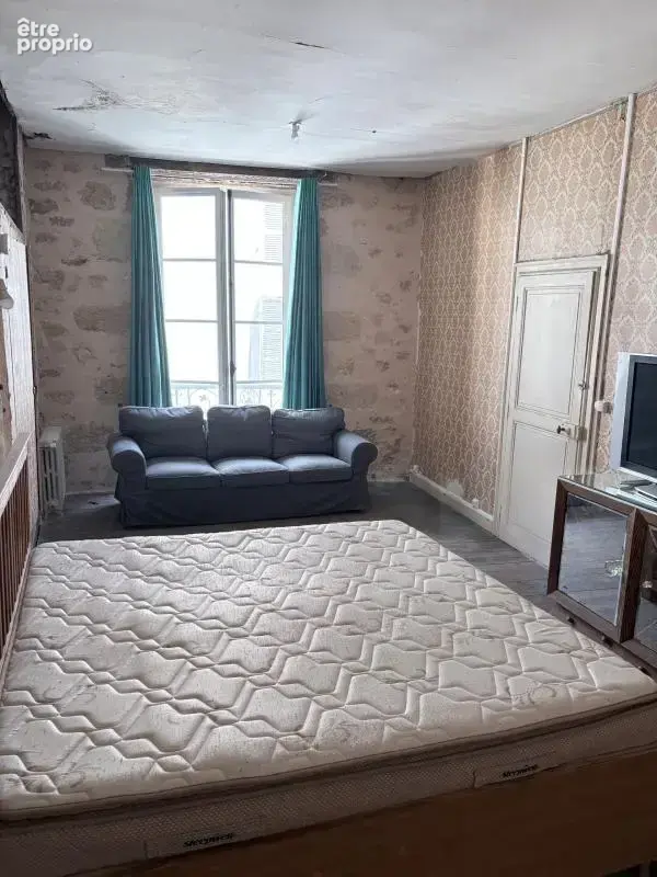 Grande maison de caractère - avec jardin et boutique à Thiviers - photo 12