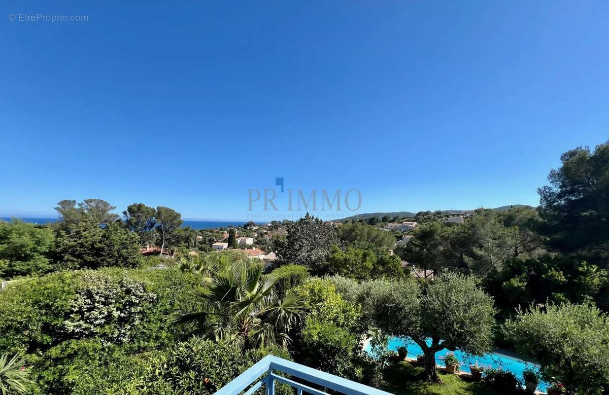 Maison à FREJUS
