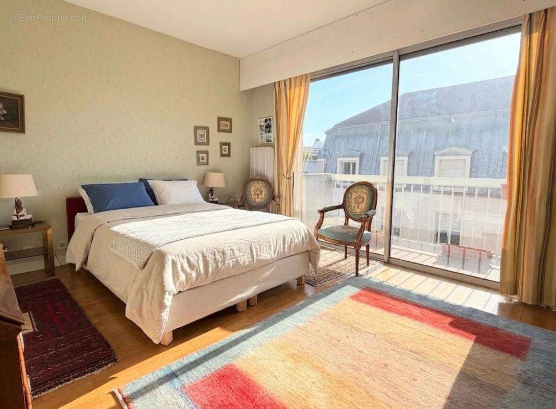 Appartement à LYON-6E