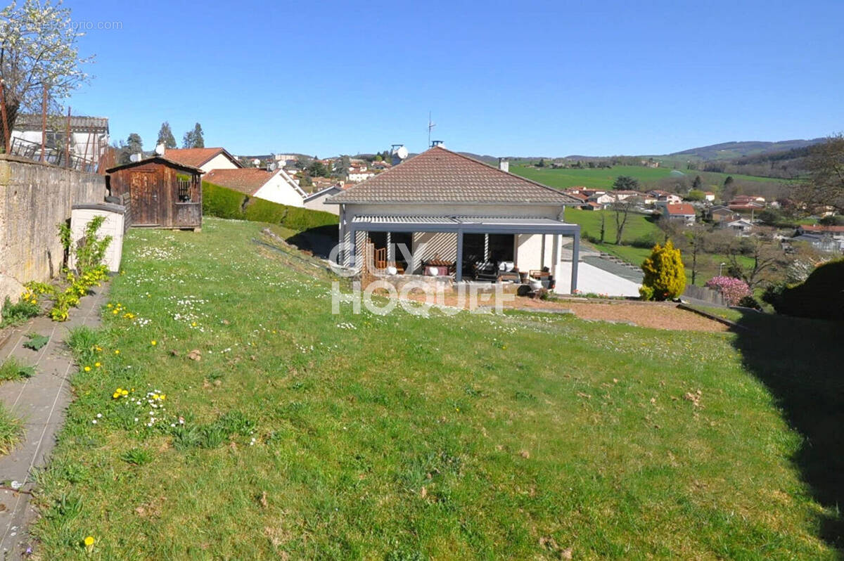 Maison à SAINT-SYMPHORIEN-SUR-COISE