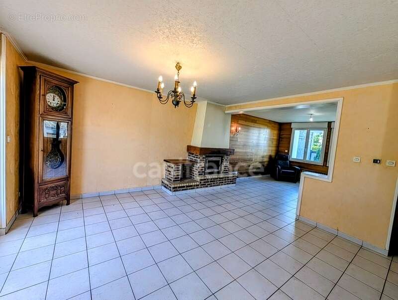 Maison à PLOUDANIEL