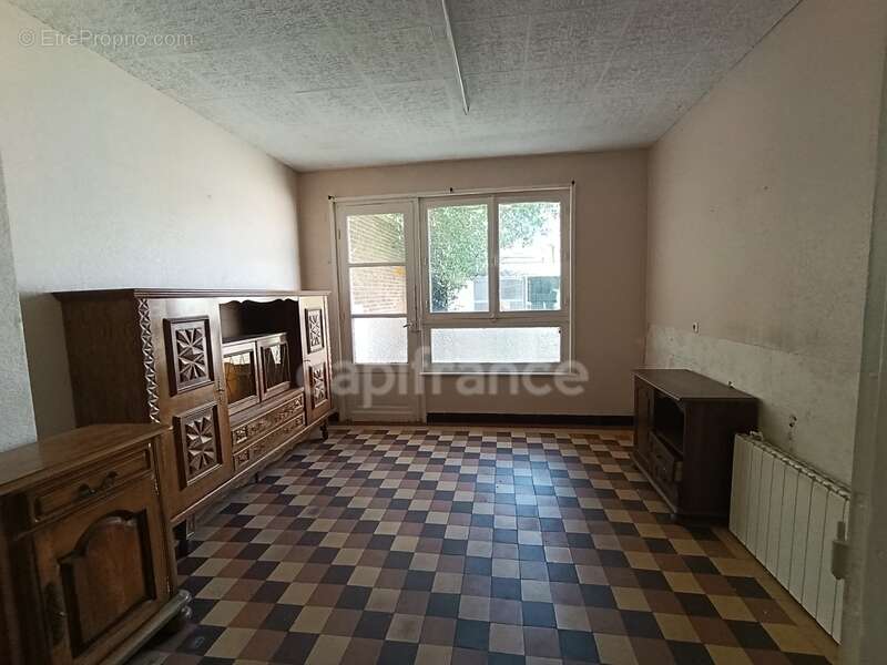 Maison à COURRIERES