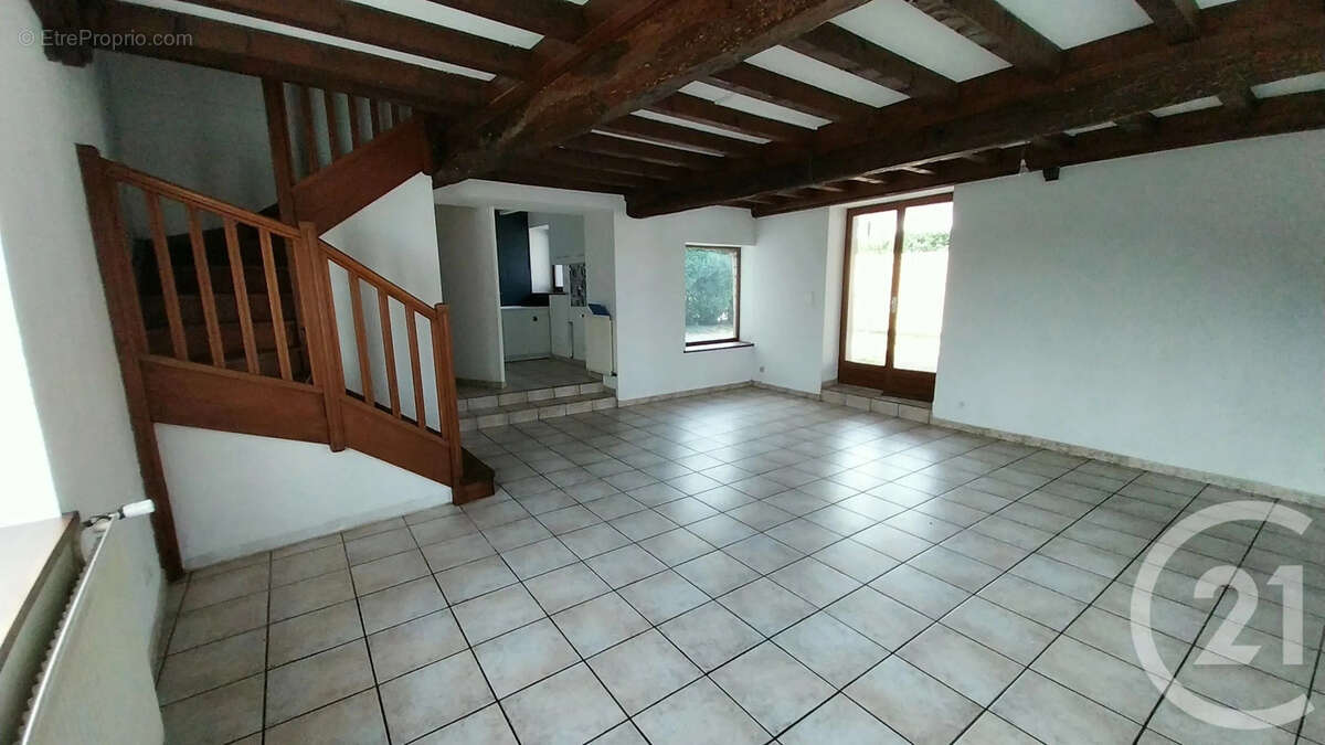 Maison 92 m² à Chaleins  - photo 3