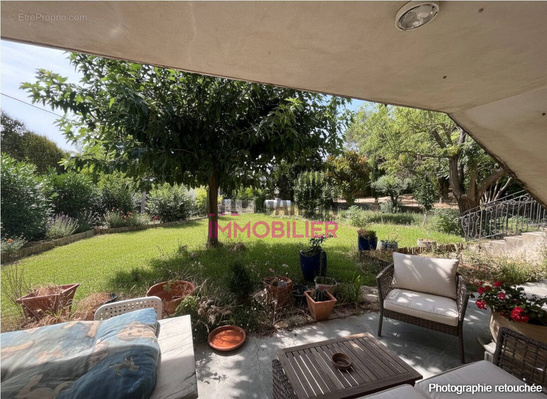 Appartement à BEAUMES-DE-VENISE