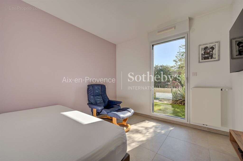 Appartement centre ville terrasse /jardin/garage - photo 17
