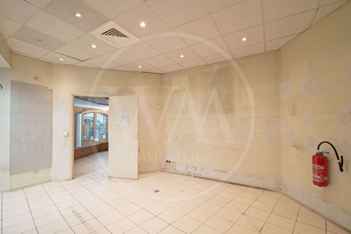 Commerce à CAGNES-SUR-MER