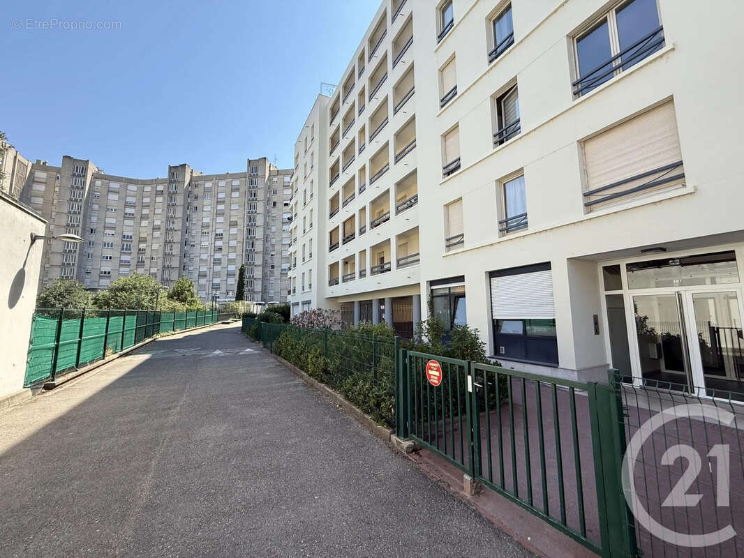 à Lyon-3e  - photo 13
