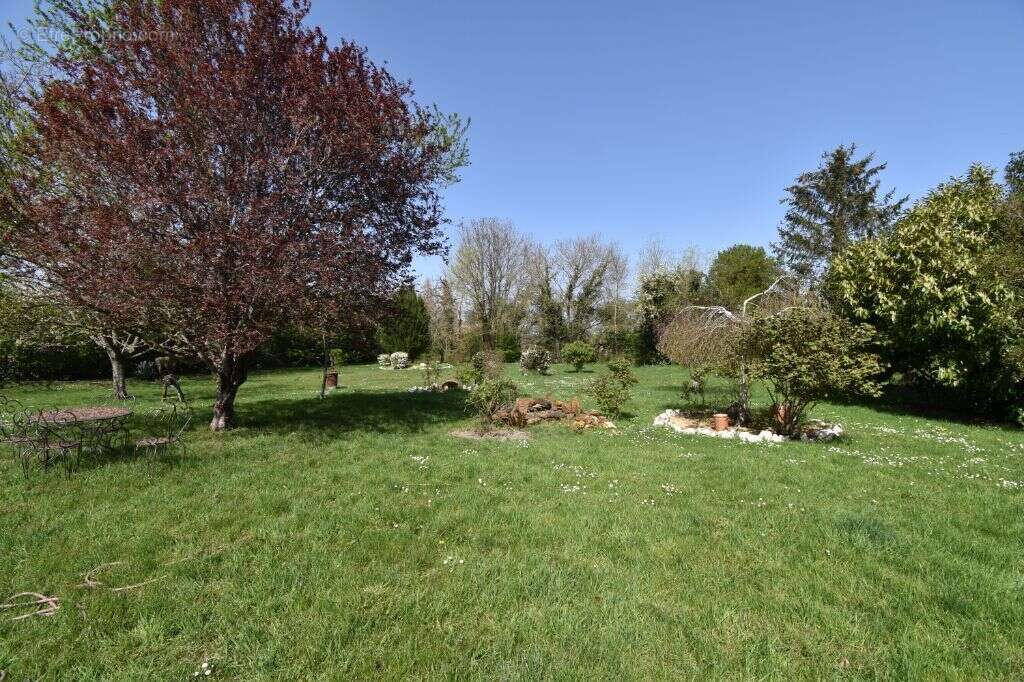 Maison à SURY-ES-BOIS