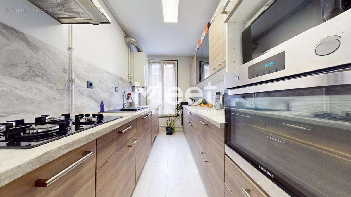 Appartement à IVRY-SUR-SEINE
