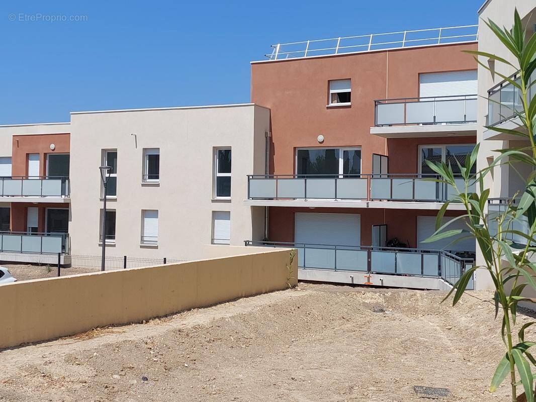Appartement à MORIERES-LES-AVIGNON