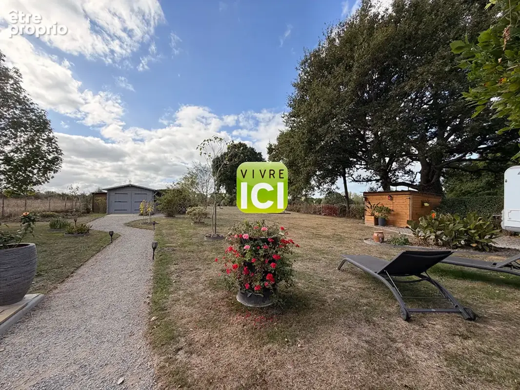 Maison rénovée - PLAIN-PIED - 3 Chambres - Jardin 2200m² - photo 15