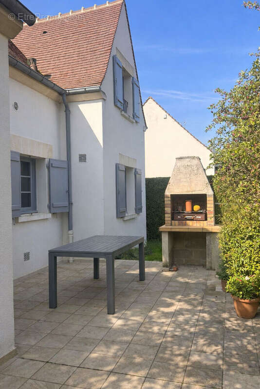 Maison à PRECY-SUR-OISE