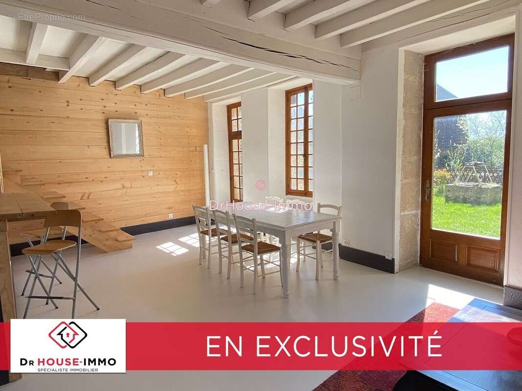Maison à ANGELY
