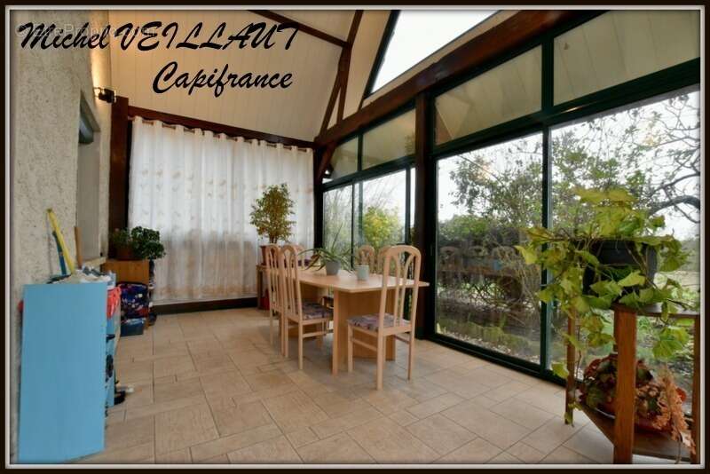 Dpt Allier (03), à vendre TREVOL maison P9 de 193 m² - Terrain de 2 505,00 m² - photo 6