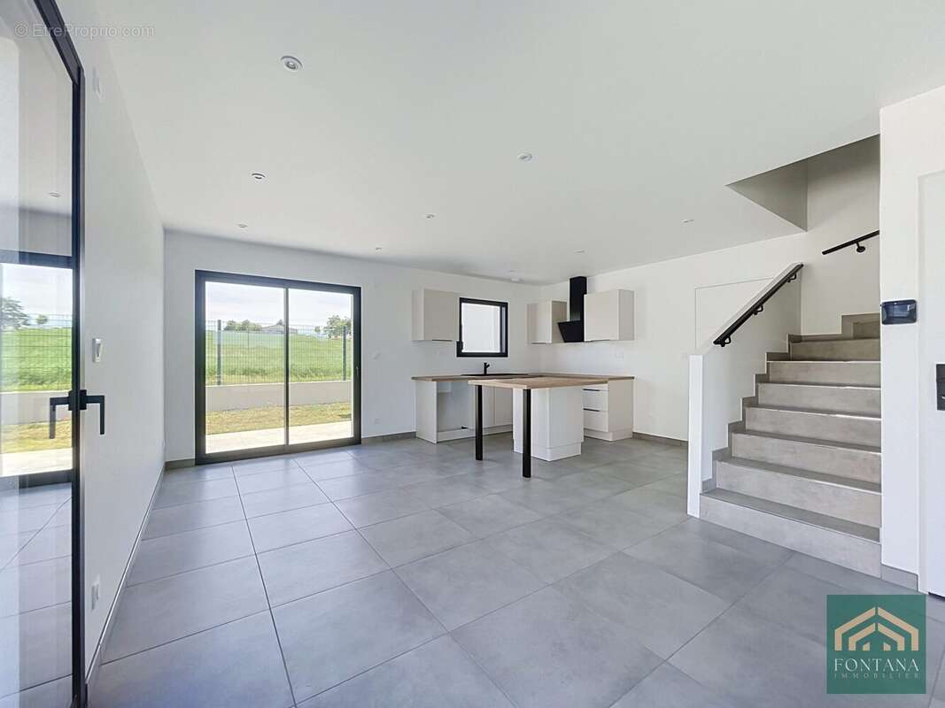 Maison 90 m² à Clerlande  - photo 3