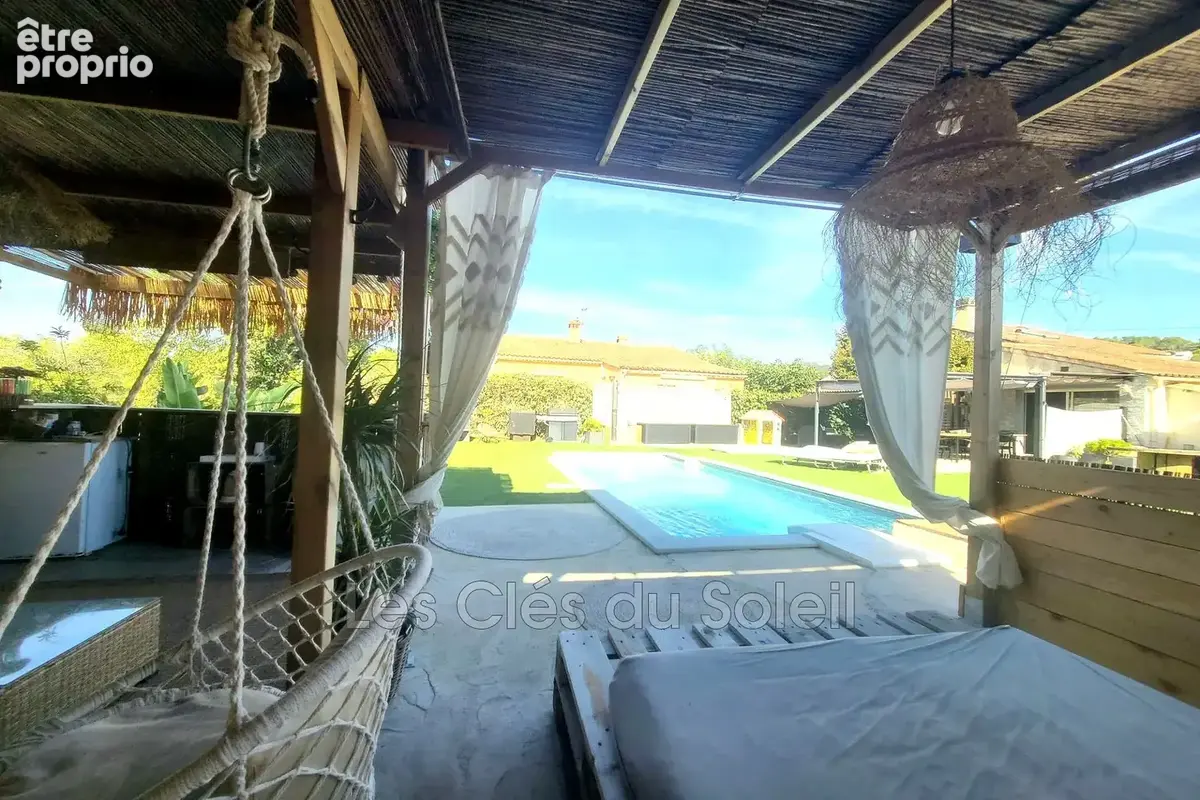 Maison 5 pièces 146 m² à vendre à Cuers (83390) - photo 8