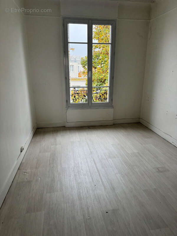 Appartement à LA COURNEUVE