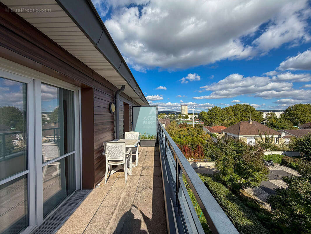 Appartement à ERMONT