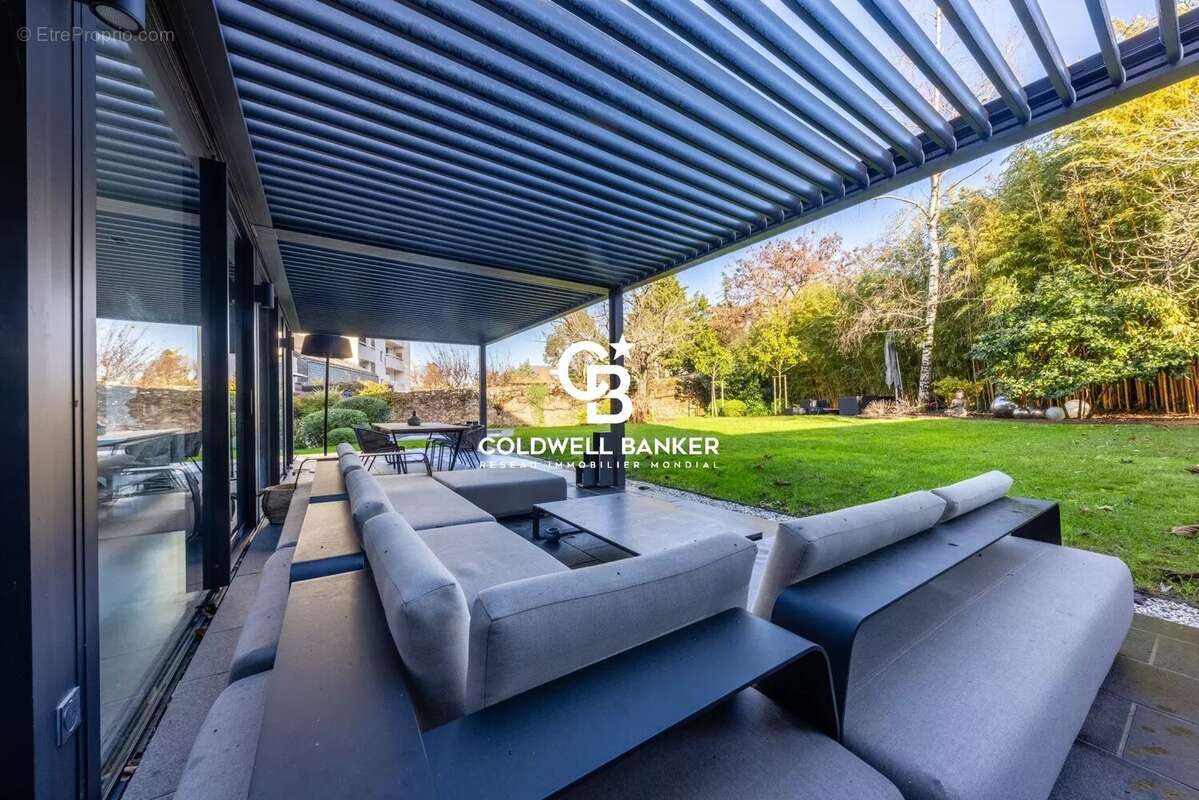 Nantes centre - maison contemporaine 283 m² - photo 13