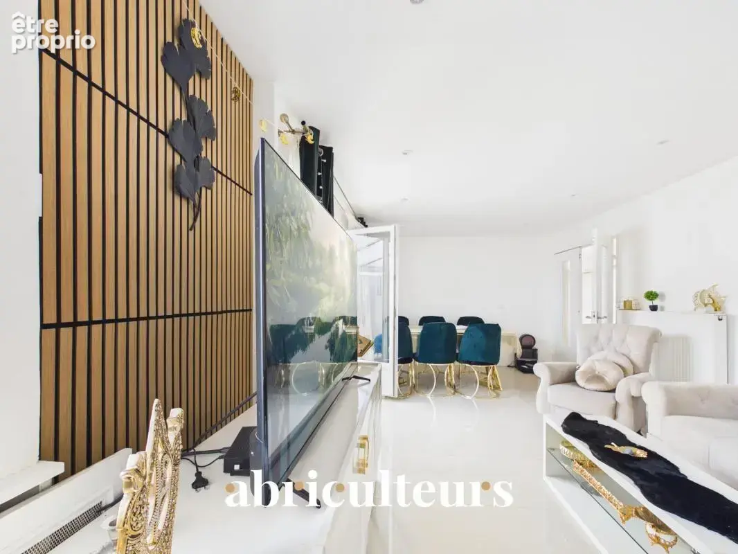 Maison familiale de plain pied - 5 chambres - 134 m²  - avec jardin, terrasse et 3 stationnements — Bezons - photo 7