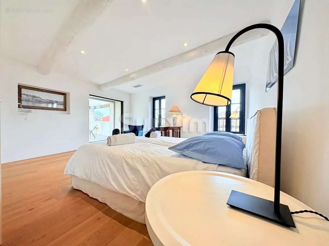 Maison à PLAN-DE-LA-TOUR