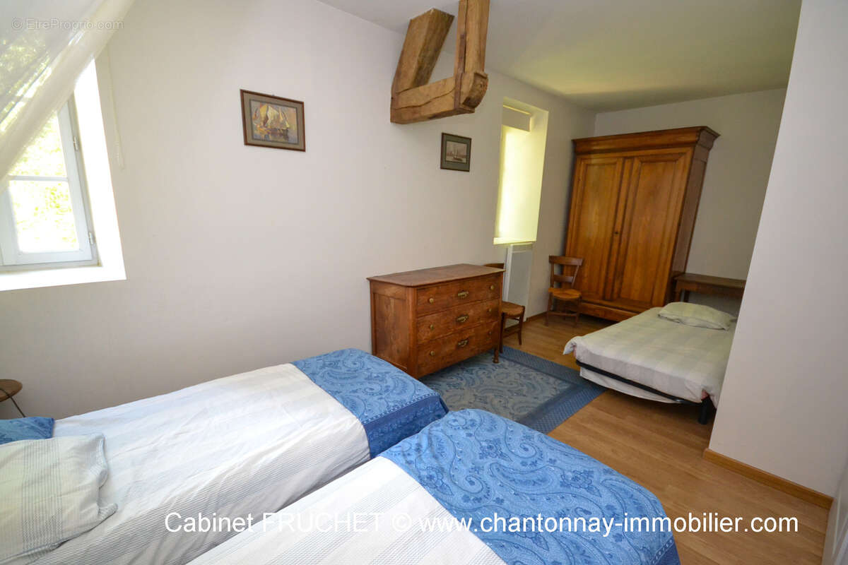 Maison à LES HERBIERS