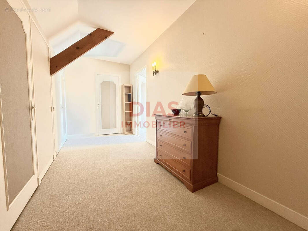 Maison à PONTAULT-COMBAULT