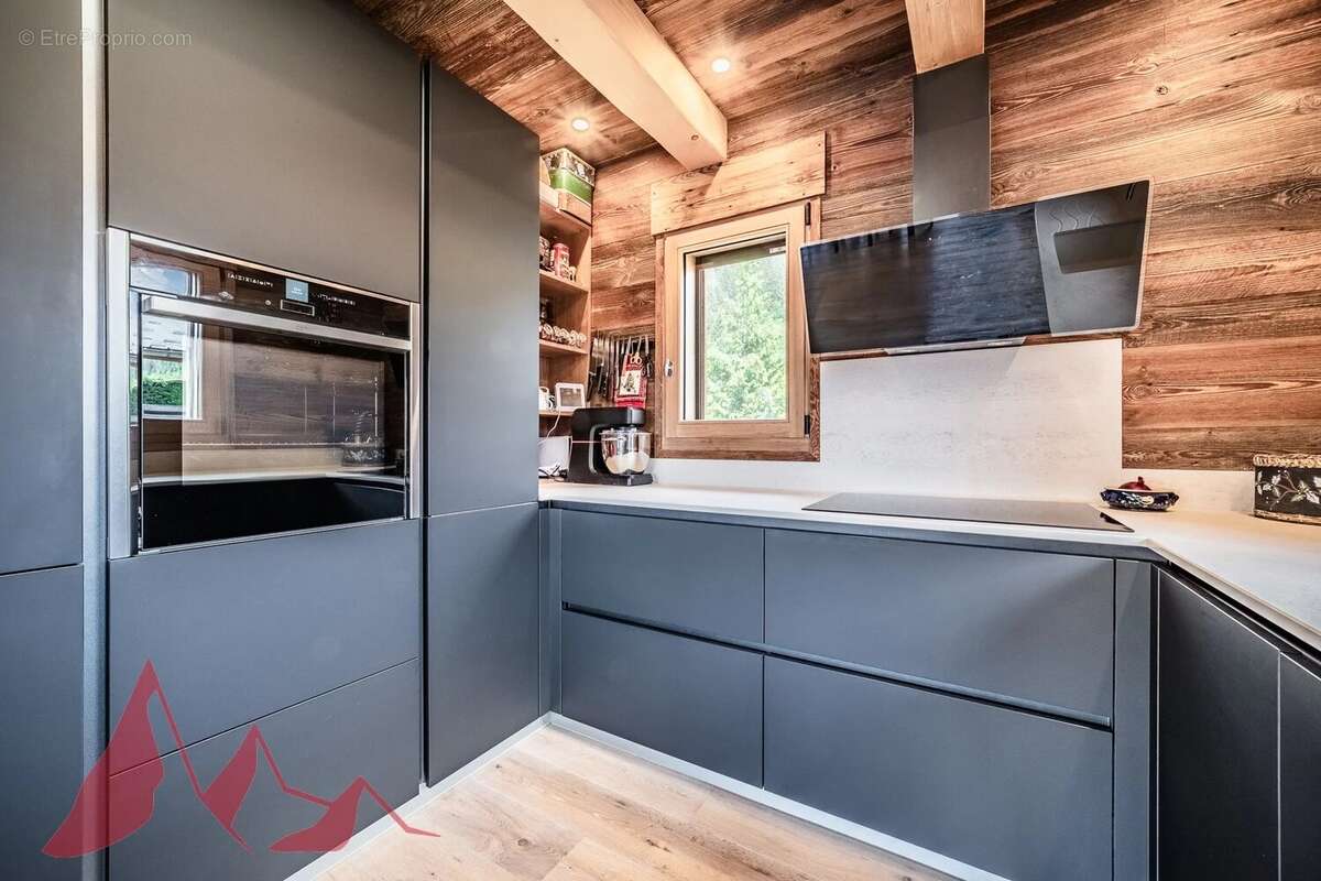 Splendide chalet luxueux de 4 chambres (possible 5) - Les Gets - photo 7