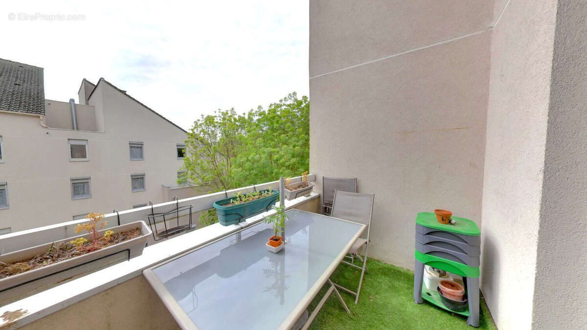 Appartement à ROISSY-EN-BRIE