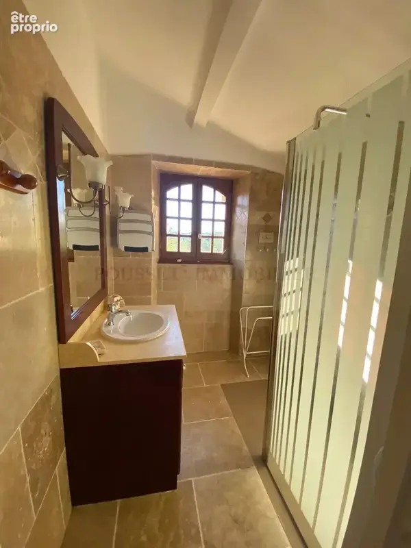 Superbe propriete en pierre comprenant deux maisons, piscine et dependances sur un  beau terrain - photo 17
