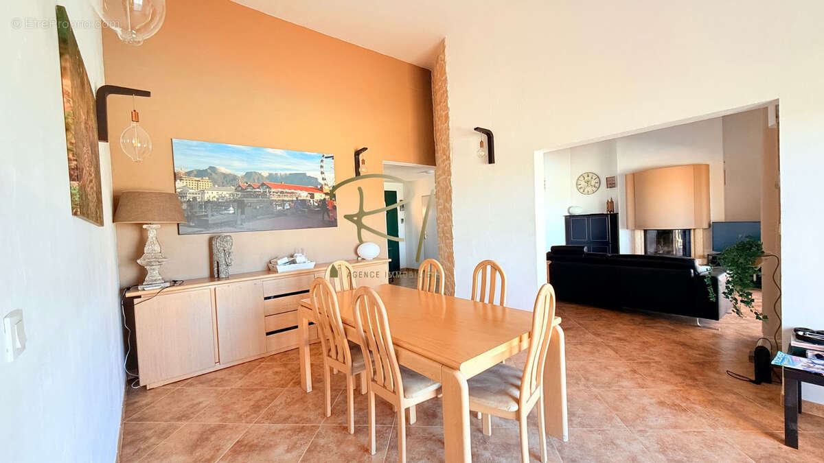 Magnifique maison avec vue exceptionnelle  à Orgnac-l’Aven (Ardèche) - photo 11