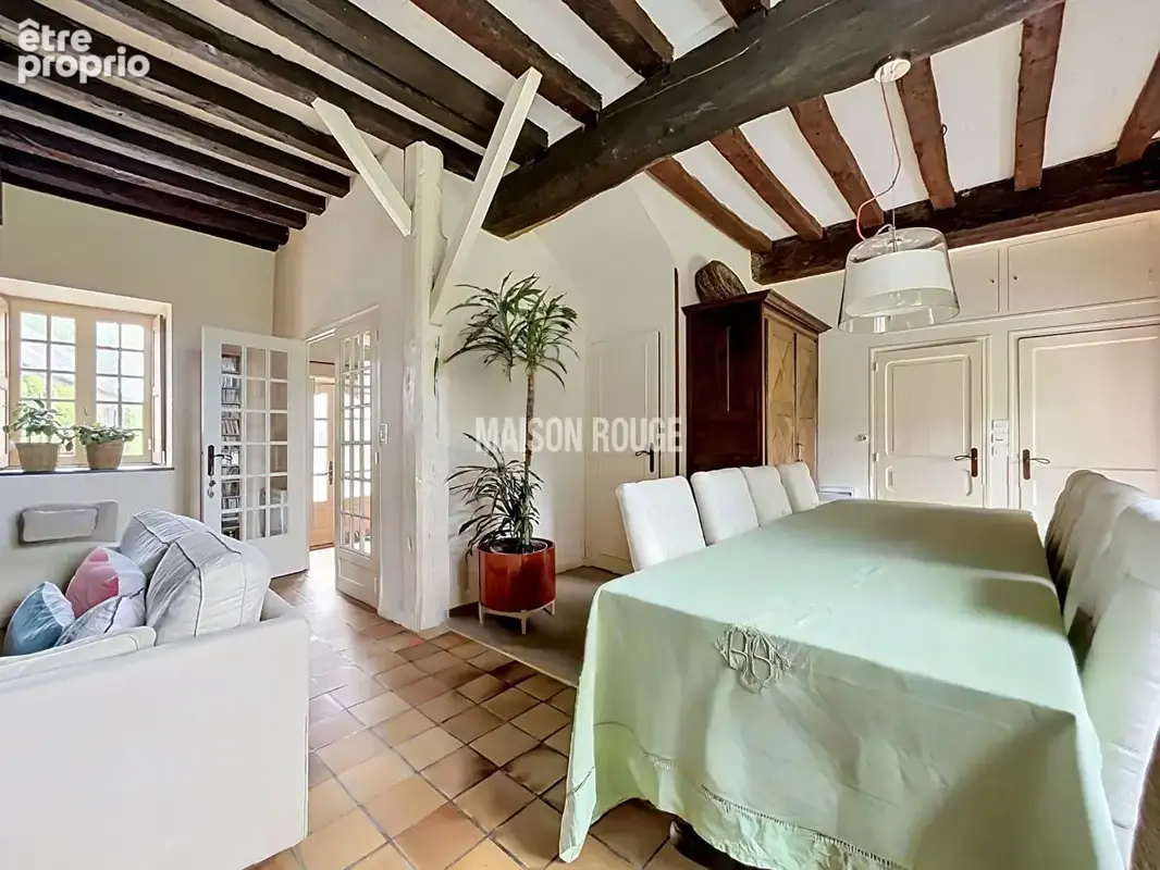 MONT-DOL - Maison de caractère avec dépendances et bâtiments professionnels dans un cadre verdoyant - photo 6