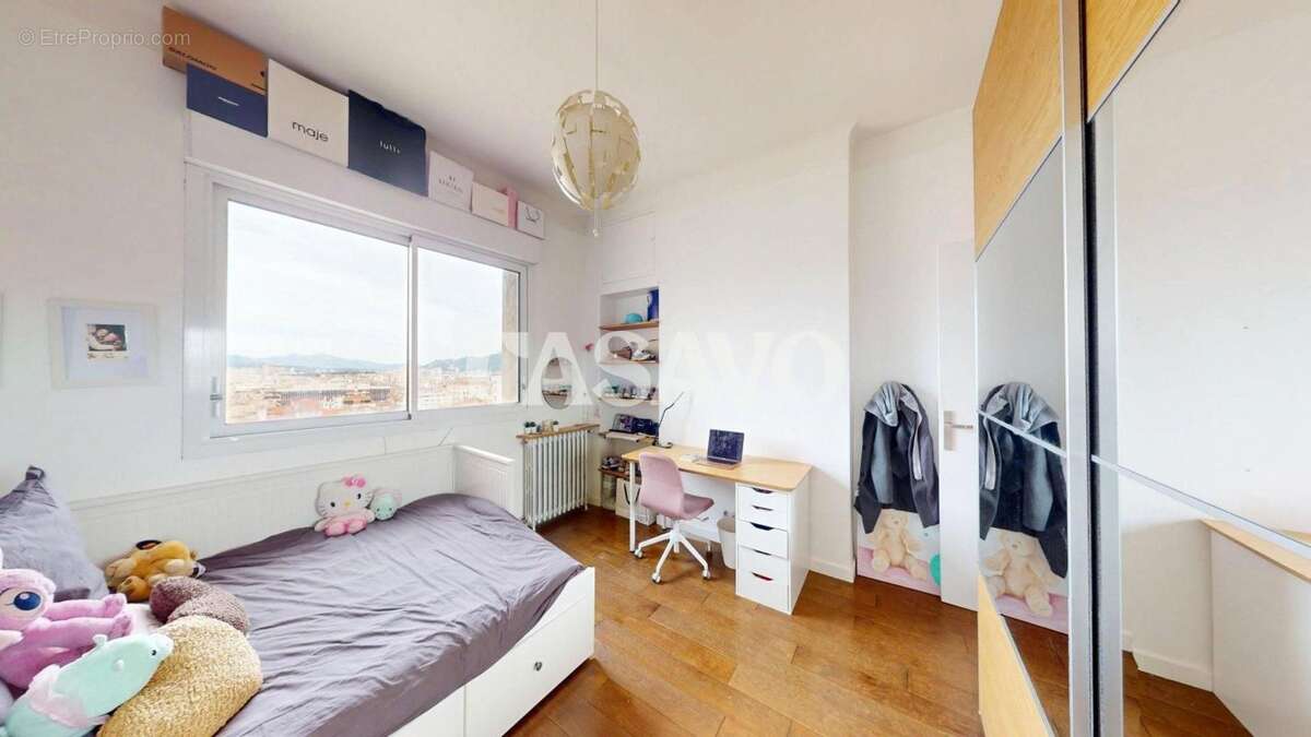 Appartement à MARSEILLE-6E