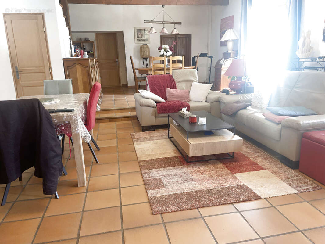 Maison à LAROQUE