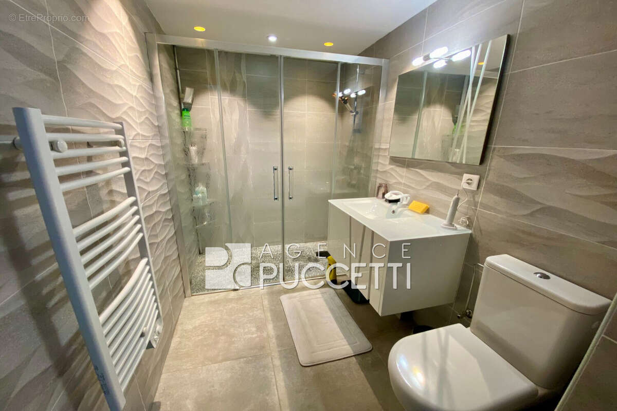 Appartement à VENCE