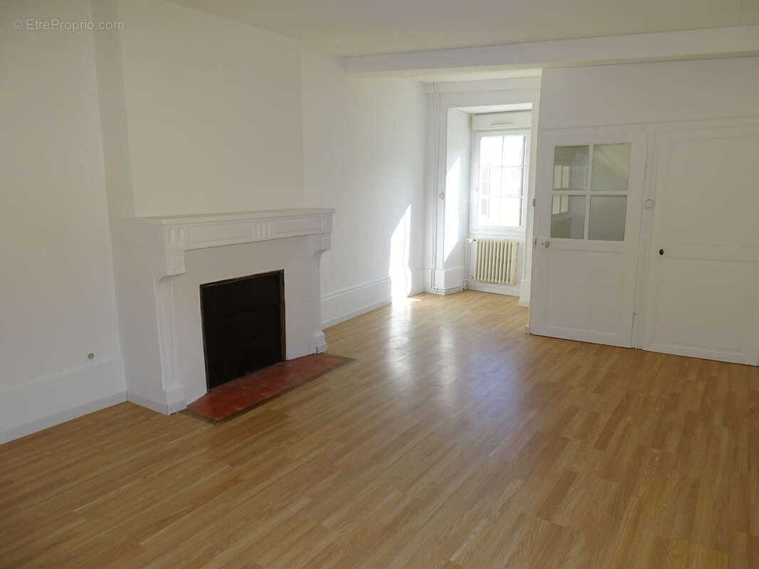 Maison à CHATILLON-SUR-SEINE