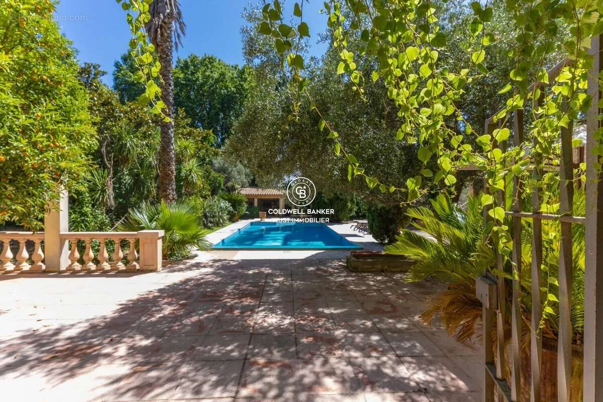 Bastide d'exception au cœur d'un parc arboré de 2.5 hectares - photo 31